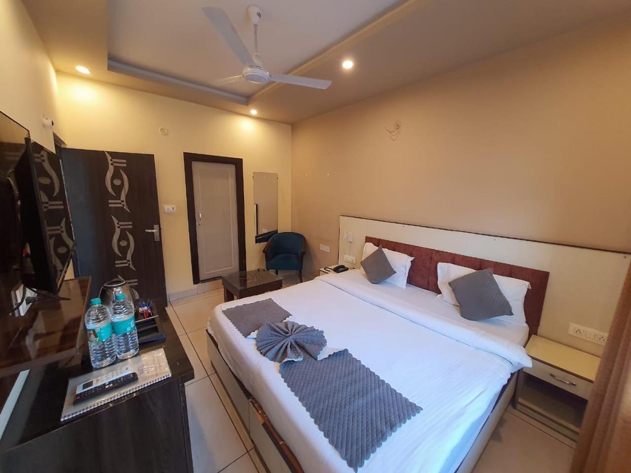 Tapovan New Residency By Ftp Hotels Rishīkesh Exterior foto